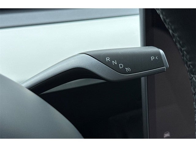 2025 Tesla Model Y Performance