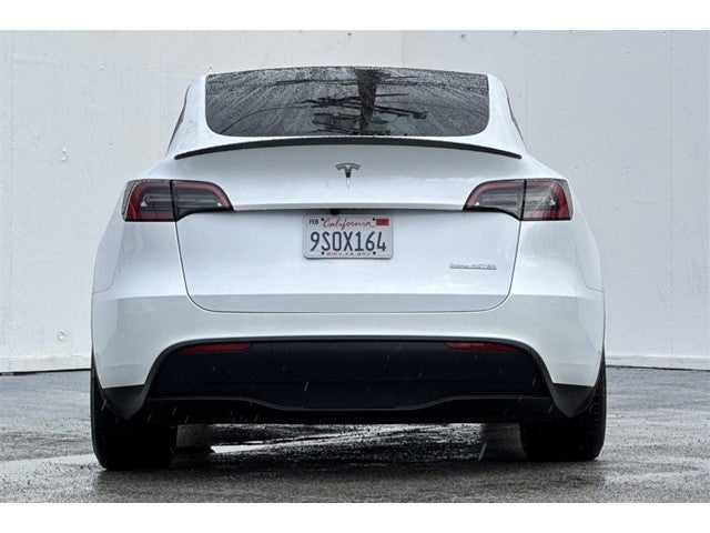 2025 Tesla Model Y Performance