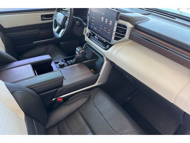2025 Toyota Sequoia Capstone