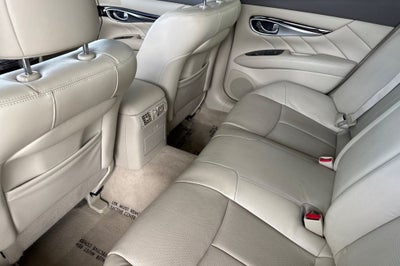 2017 INFINITI Q70 3.7 AWD
