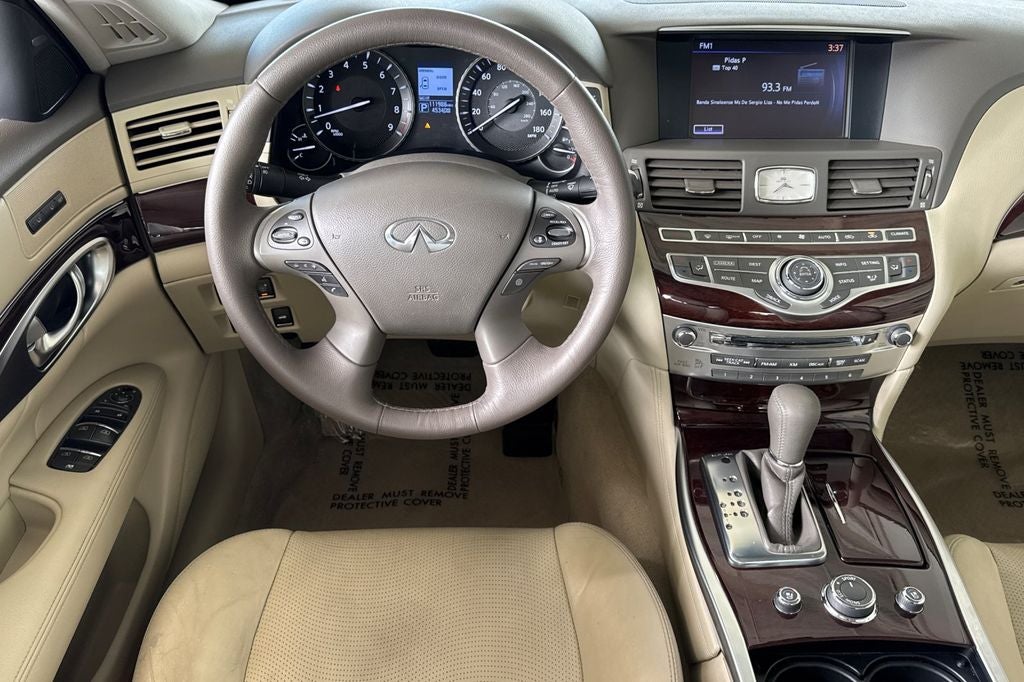2017 INFINITI Q70 3.7 AWD