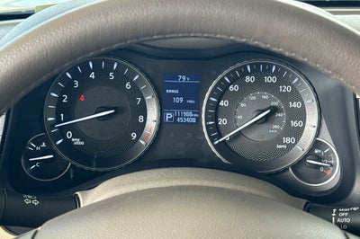 2017 INFINITI Q70 3.7 AWD