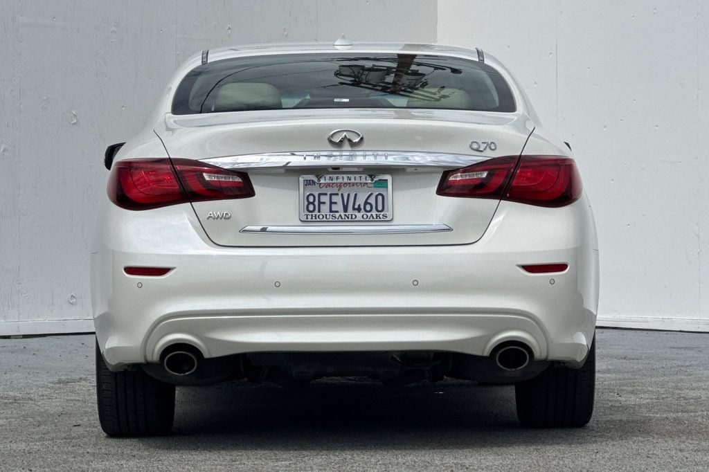 2017 INFINITI Q70 3.7 AWD