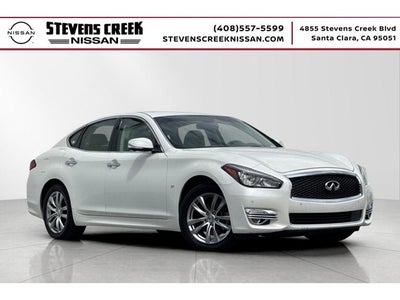 2017 INFINITI Q70 3.7 AWD