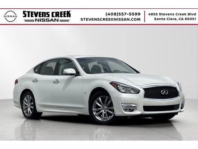 2017 INFINITI Q70 3.7 AWD