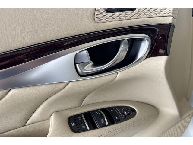 2017 INFINITI Q70 3.7 AWD