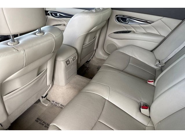 2017 INFINITI Q70 3.7 AWD