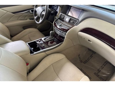 2017 INFINITI Q70 3.7 AWD