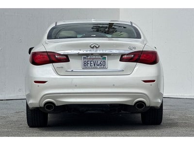 2017 INFINITI Q70 3.7 AWD