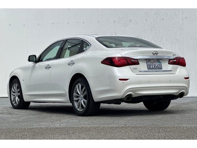 2017 INFINITI Q70 3.7 AWD