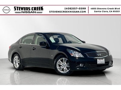 2015 INFINITI Q40 Base