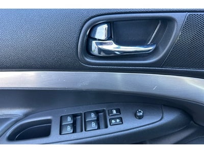 2015 INFINITI Q40 Base