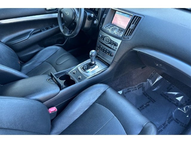 2015 INFINITI Q40 Base