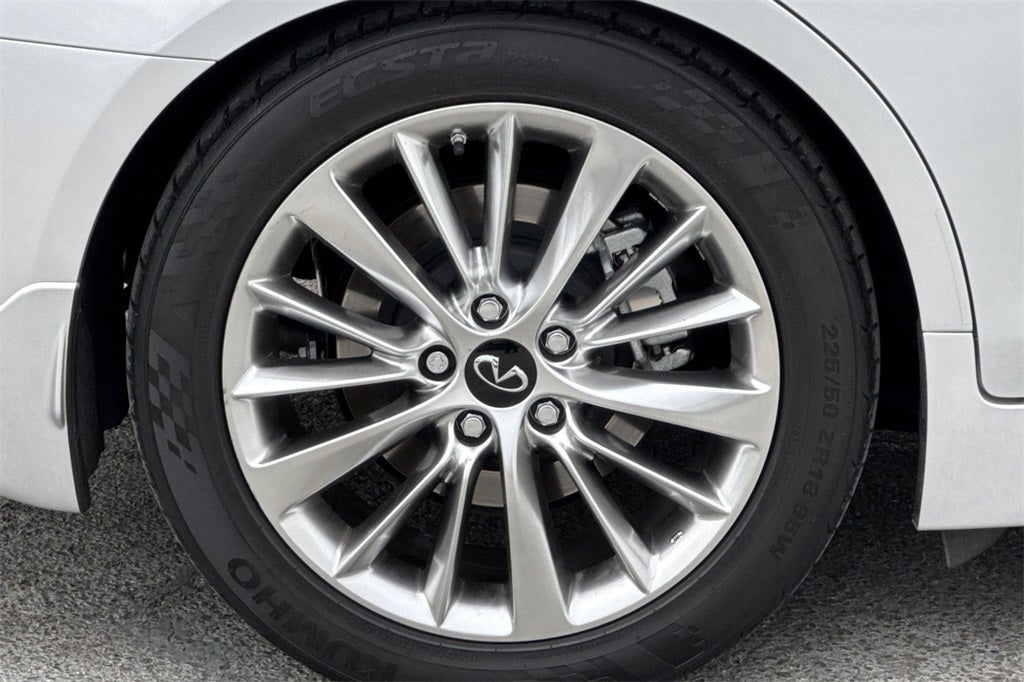 2020 INFINITI Q50 LUXE