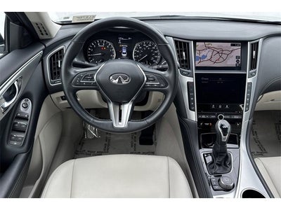 2020 INFINITI Q50 LUXE
