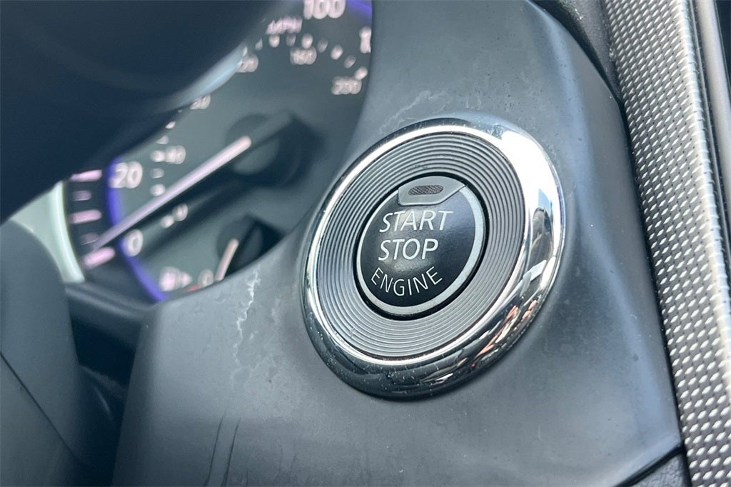 2017 INFINITI Q50 Premium