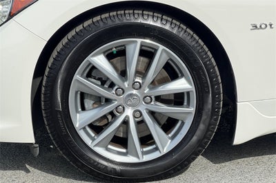 2017 INFINITI Q50 Premium