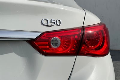 2017 INFINITI Q50 Premium