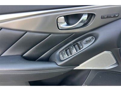 2017 INFINITI Q50 Premium