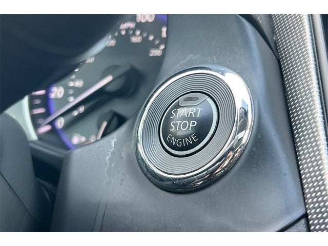 2017 INFINITI Q50 Premium