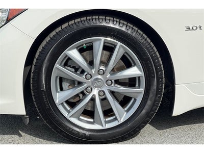 2017 INFINITI Q50 Premium