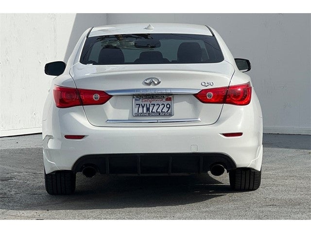 2017 INFINITI Q50 Premium