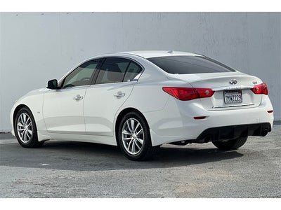 2017 INFINITI Q50 Premium