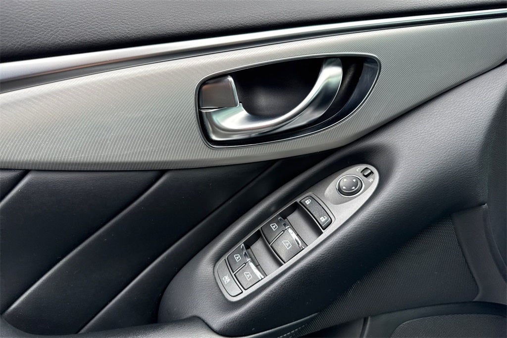 2021 INFINITI Q50 LUXE AWD