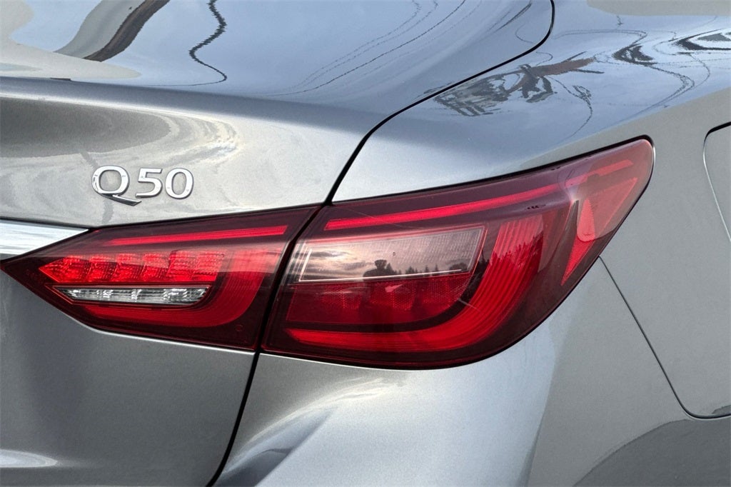 2021 INFINITI Q50 LUXE AWD