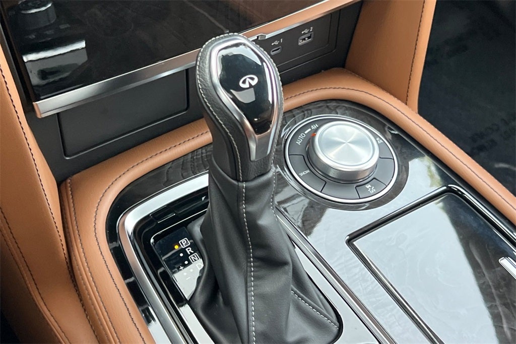 2024 INFINITI QX80 SENSORY 4WD