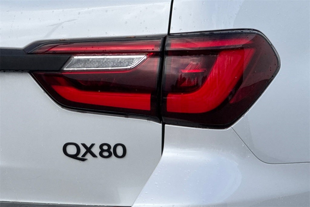 2022 INFINITI QX80 SENSORY 2WD