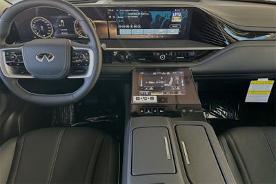 2025 INFINITI QX80 Sensory 4WD