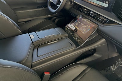 2025 INFINITI QX80 Sensory 4WD