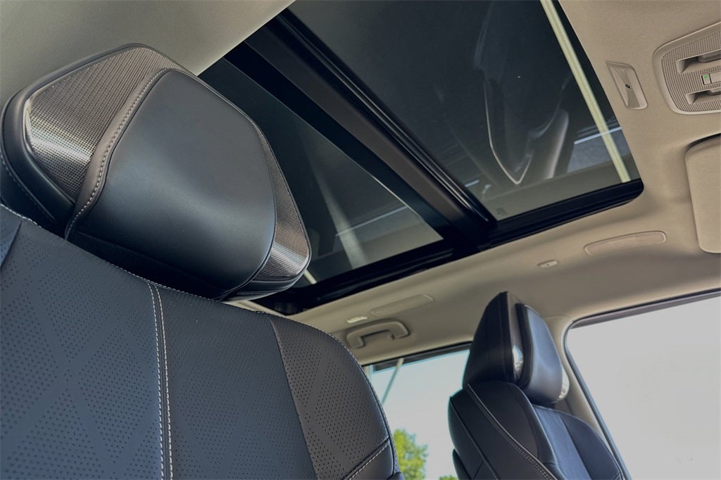 2025 INFINITI QX80 Sensory 4WD