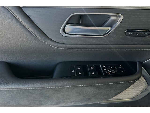 2025 INFINITI QX80 Sensory 4WD