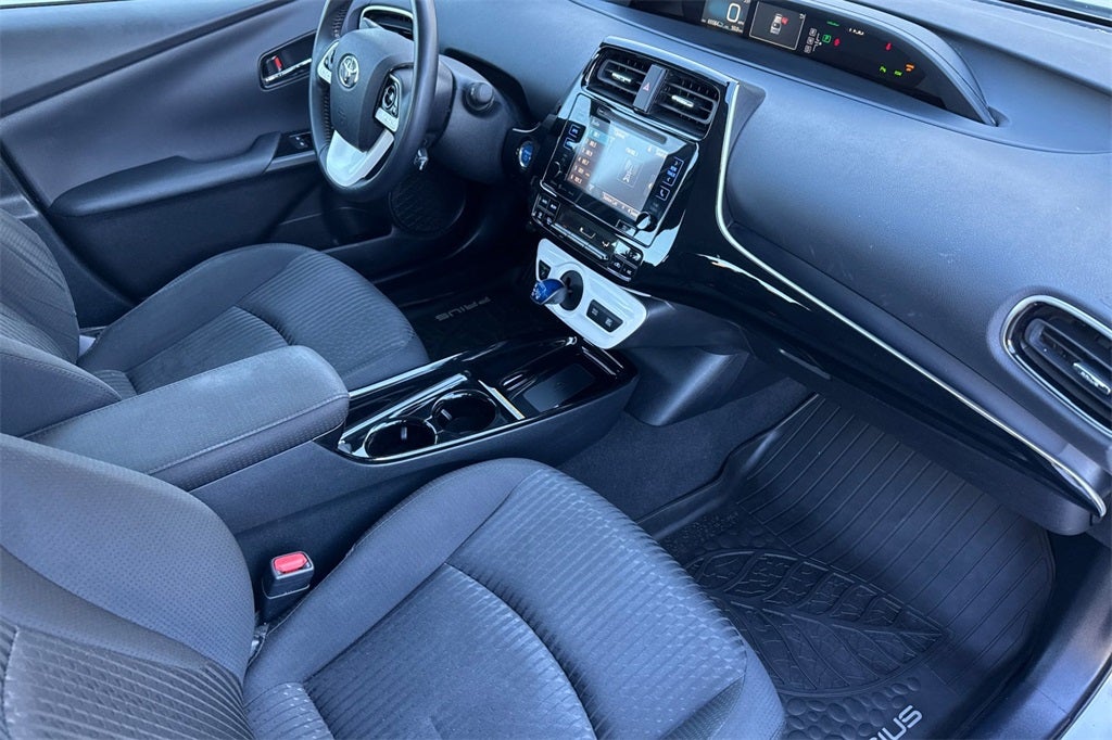 2017 Toyota Prius Three