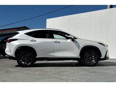 2023 Lexus NX 450h+ Luxury