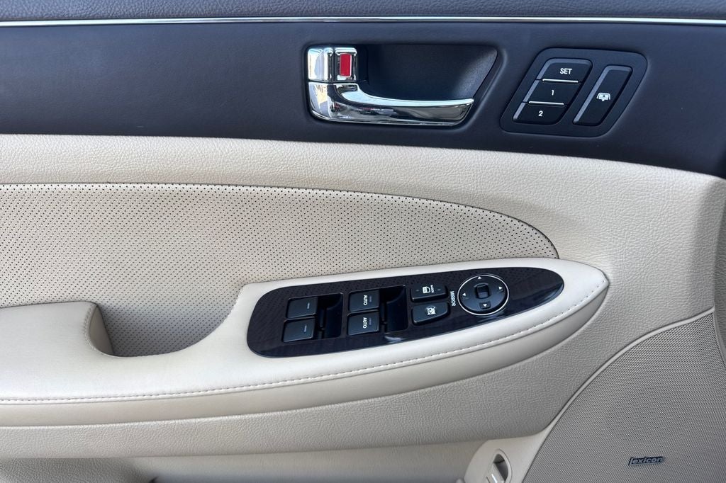 2010 Hyundai Genesis 4.6