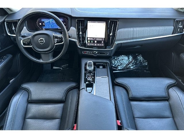 2022 Volvo S90 B6 Inscription