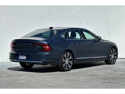 2022 Volvo S90 B6 Inscription