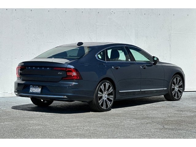 2022 Volvo S90 B6 Inscription