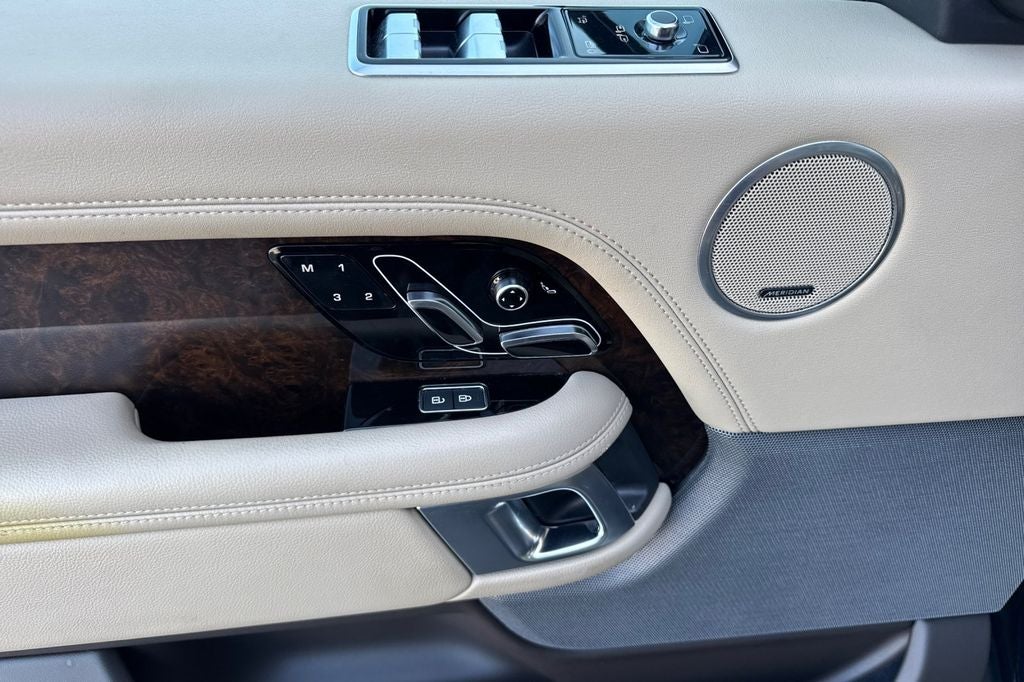 2022 Land Rover Range Rover .