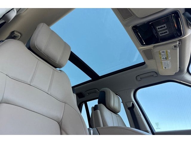 2022 Land Rover Range Rover .