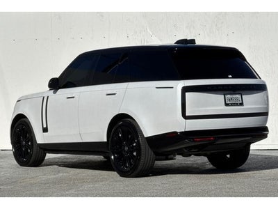 2025 Land Rover Range Rover SE
