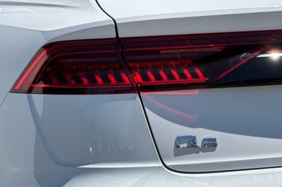2020 Audi Q8 55 Premium Plus quattro