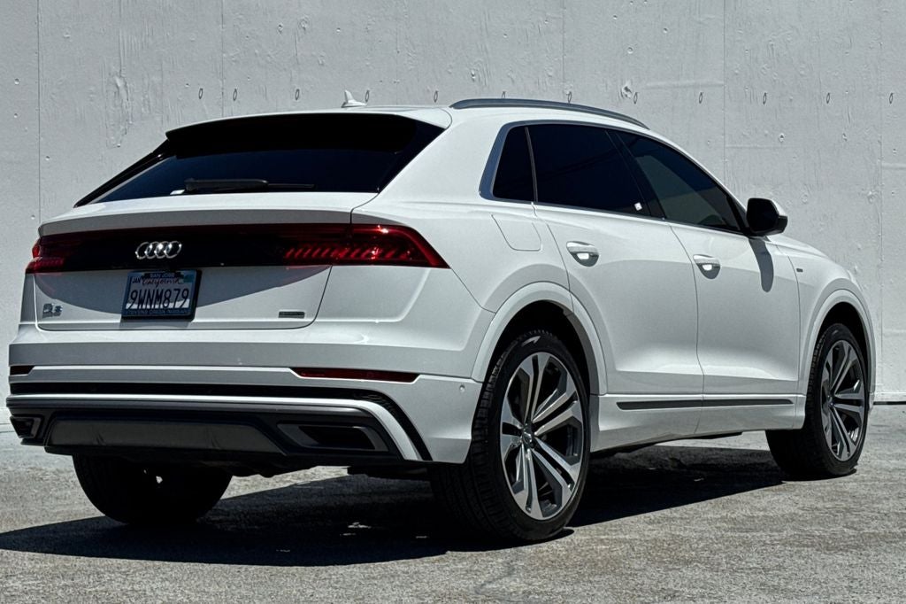 2020 Audi Q8 55 Premium Plus quattro