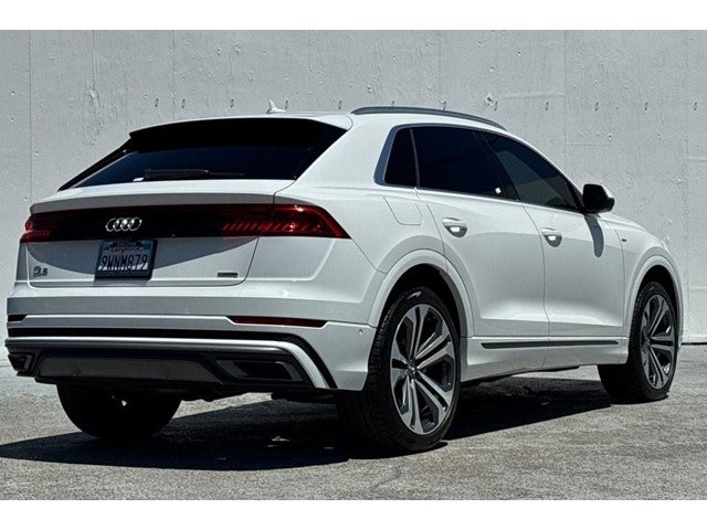 2020 Audi Q8 55 Premium Plus quattro