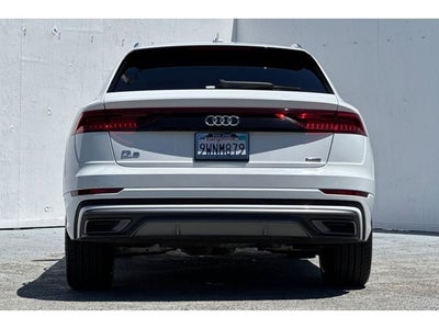 2020 Audi Q8 55 Premium Plus quattro