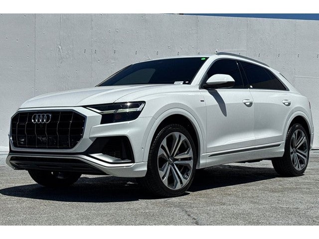 2020 Audi Q8 55 Premium Plus quattro