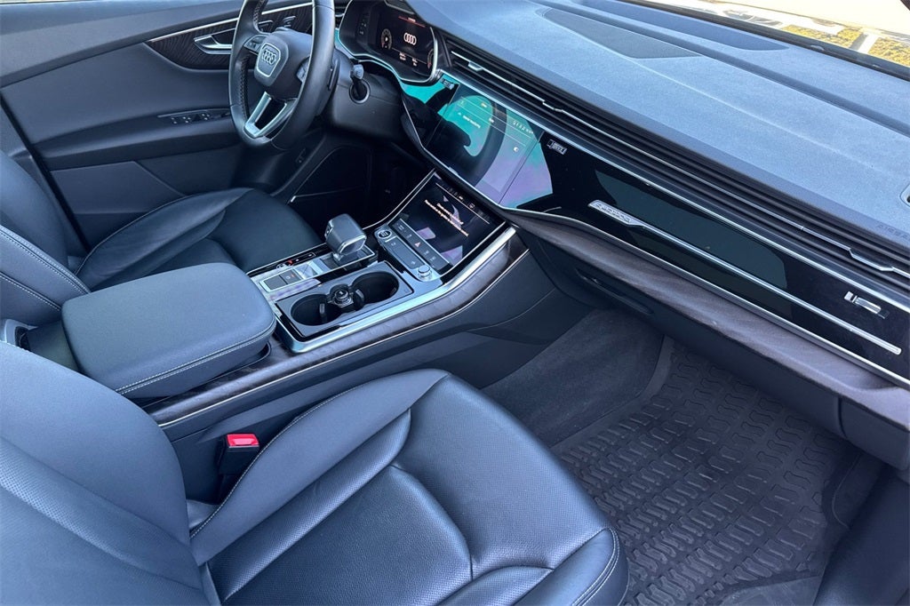 2022 Audi Q8 55 Premium Plus quattro